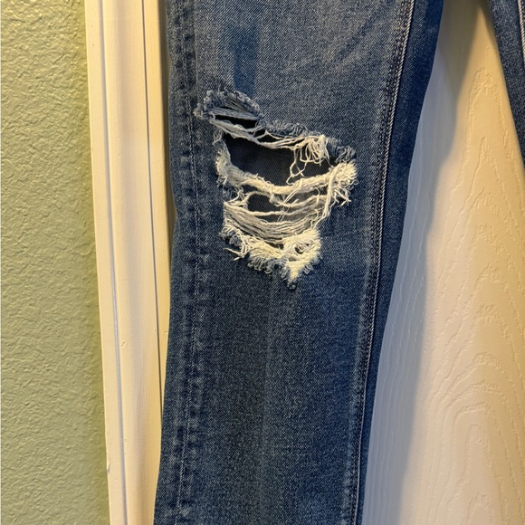 American Eagle High rise stretch mom jeans - Picture 6 of 12